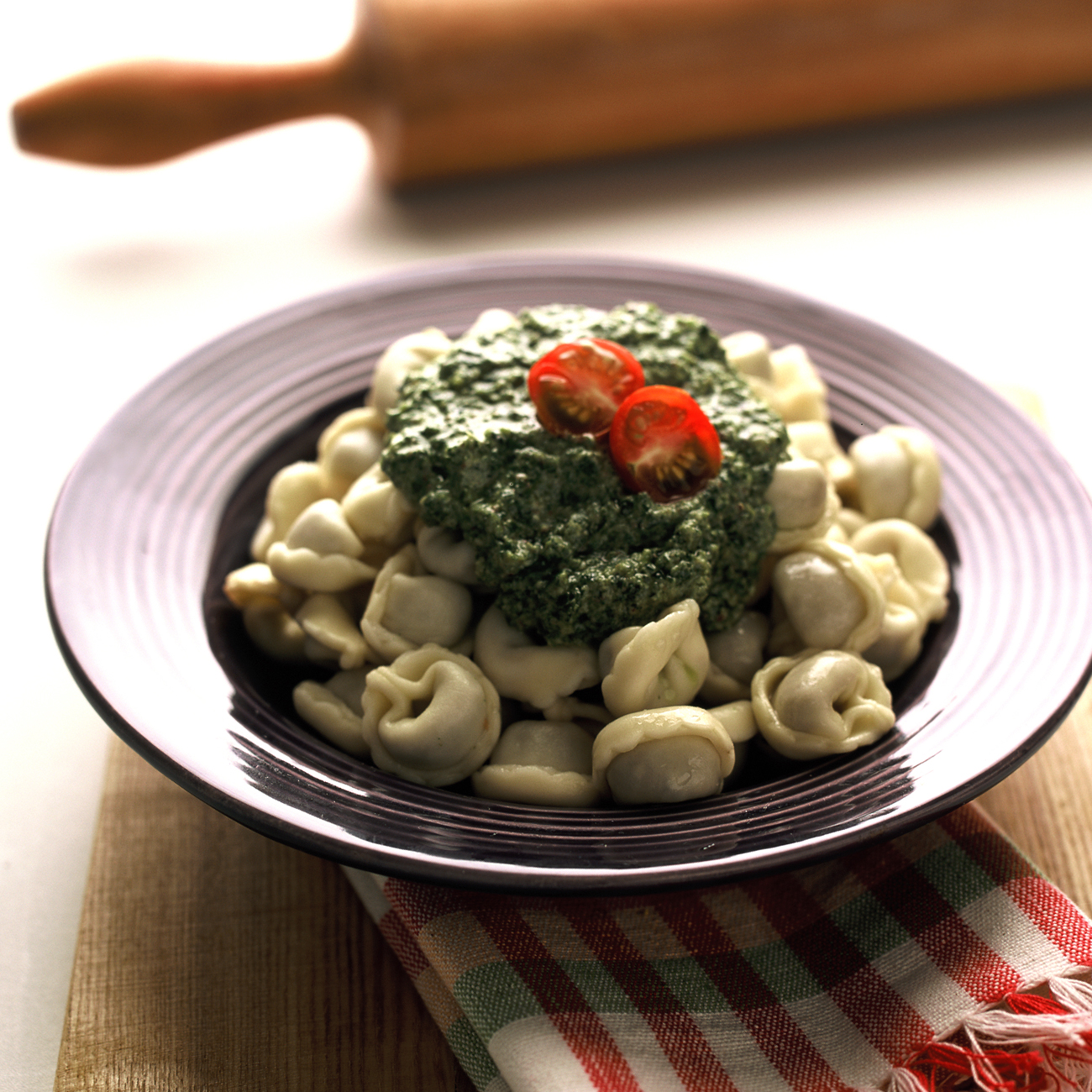 Dúo Cappelletti y Salsa Pesto