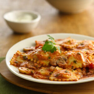 Ravioles de Ricotta (500gr) + Salsa de Carne (250gr)